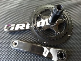 SRAM Force BB30 axle