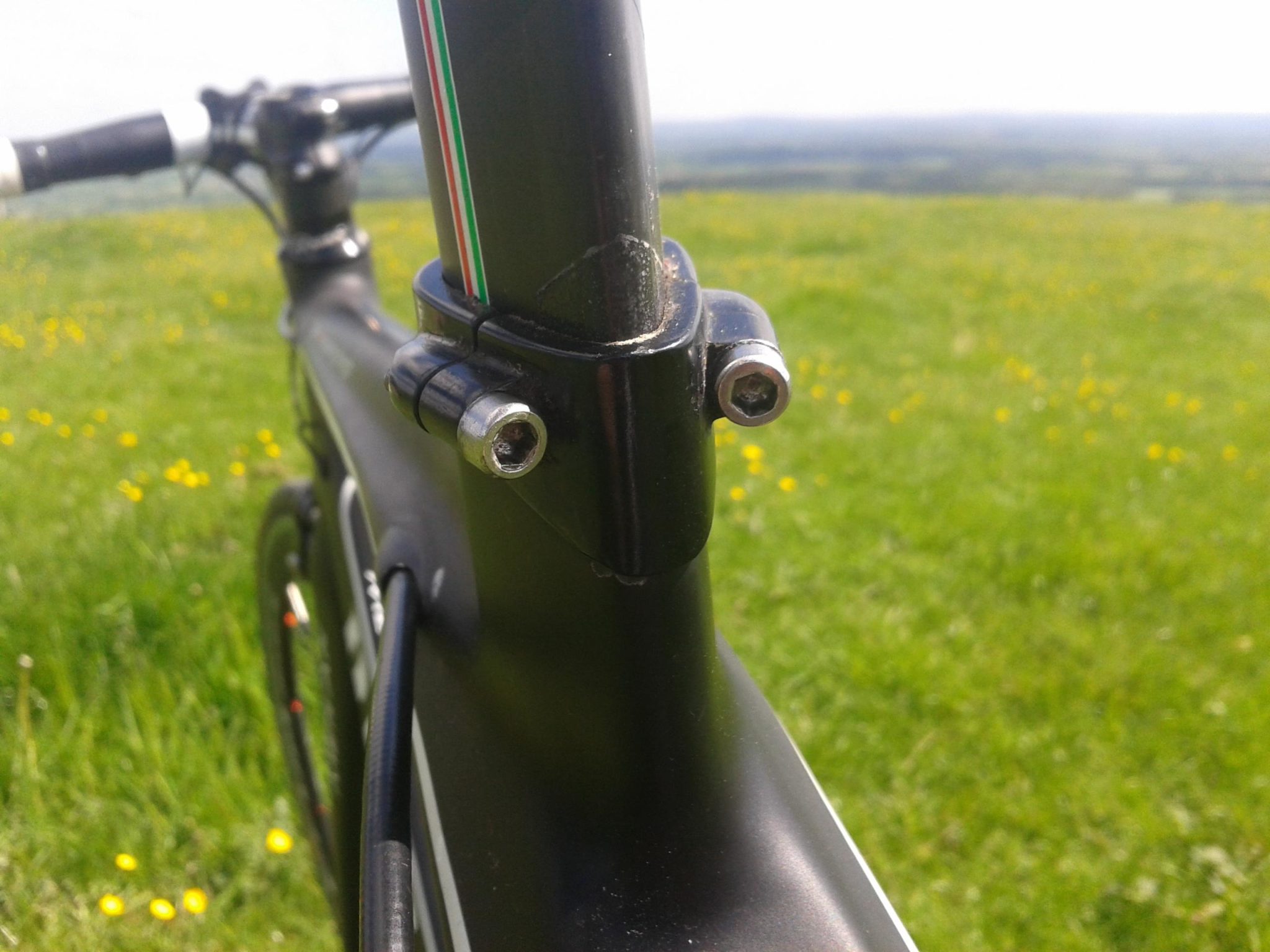 A cool seat clamp, adds no performance benefit, but looks great!