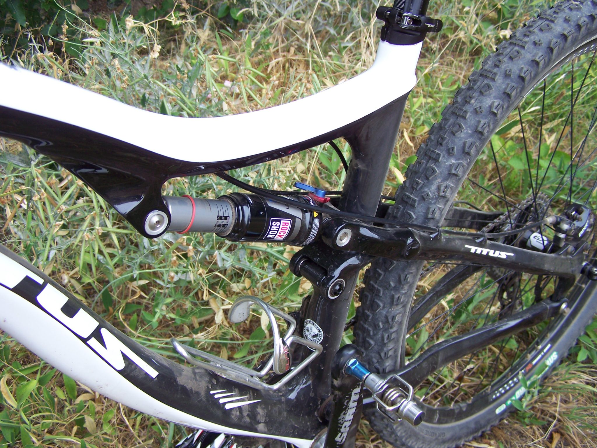 Rockstar's Monarch RT3 rear shock