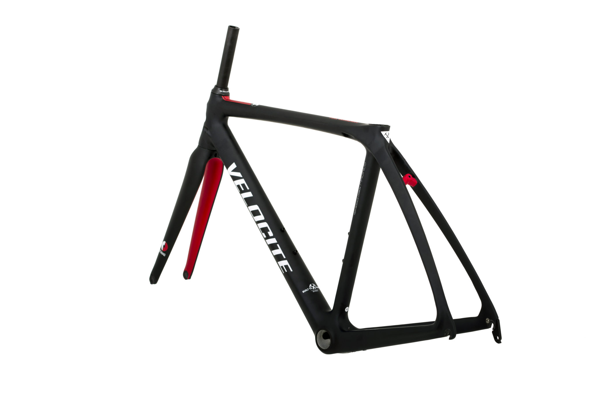 Curvy lines on the seat stays for that all-day comfort.