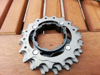 Dura Ace 9000 mid-section of rear cassette is carbon bodied