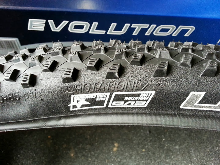 Schwalbe Rocket Ron has aggressive, directional tread