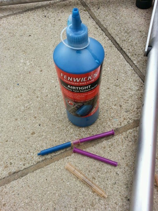 We used syringes to put the Airtight into our tubes