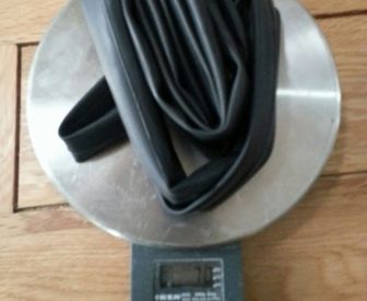 Lightweight racing inner tube weight pre-sealant is 70g
