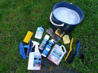 What you need for cleaning your race bike
