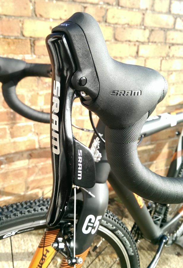SRAMs Apex groupset on the RX Race