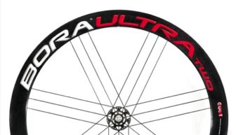 G3 geometry is designed to balance spoke tensions on both sides of the wheel.