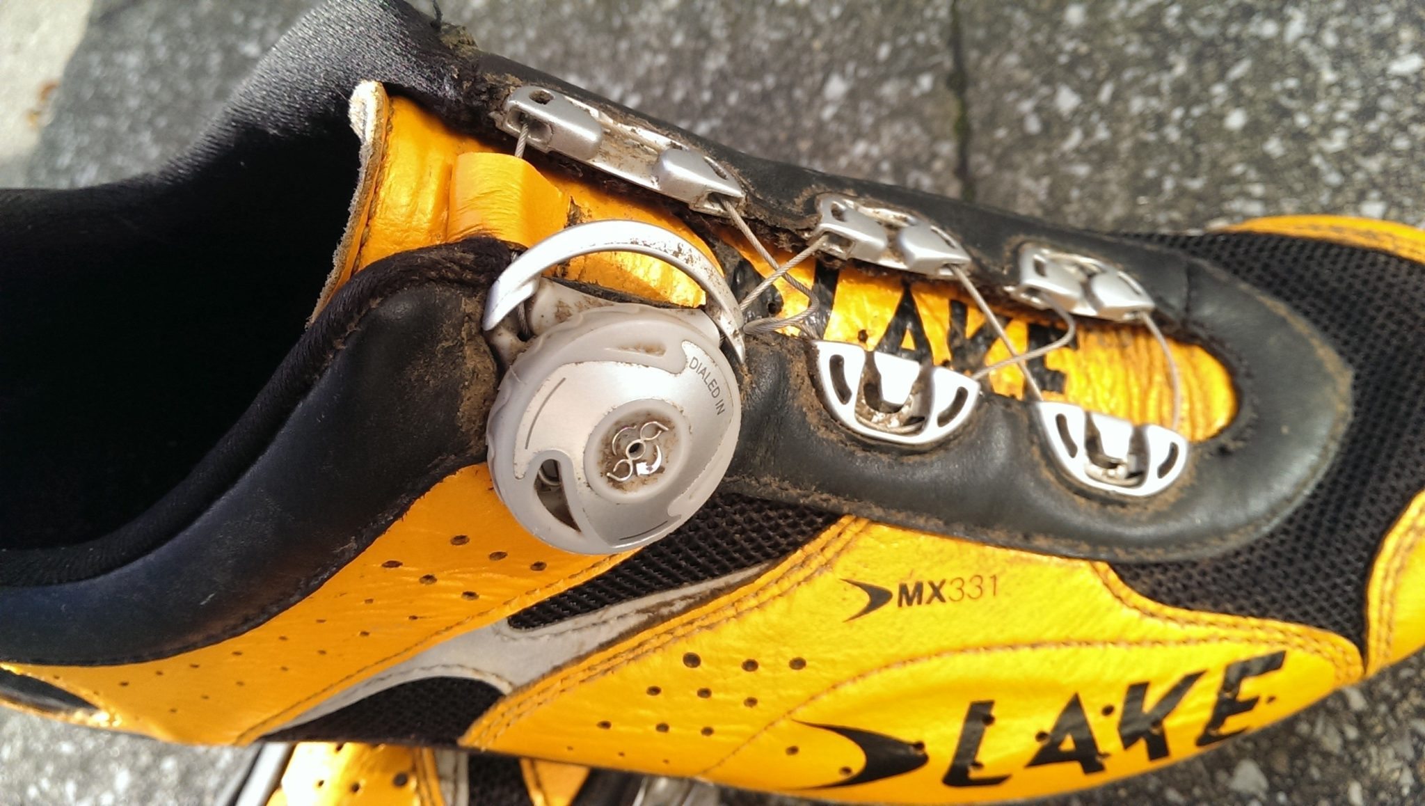 Boa closure ensures a close, snug fit