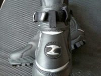 Rear reflectors on heel of boot