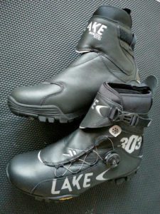 The MXZ303 is large -definitely a boot, not just a shoe