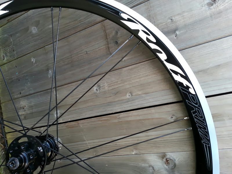 Paired spokes help Rolf make faster wheels