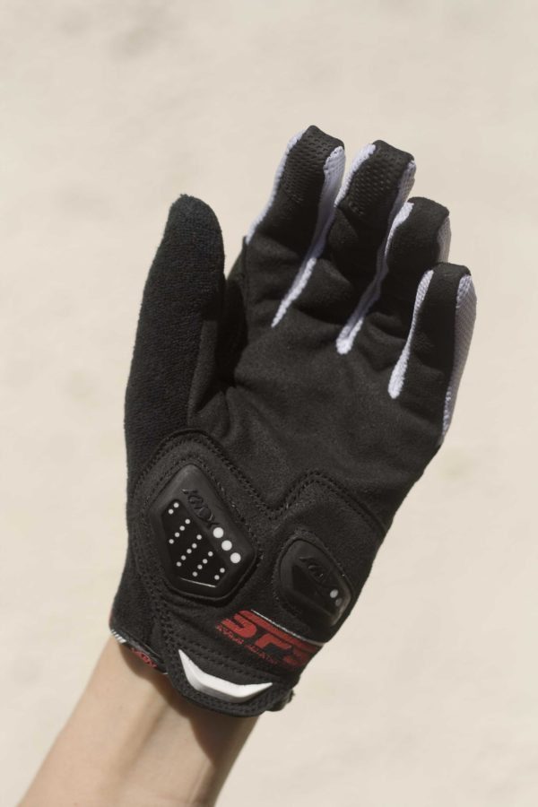 Knox Oren gloves give fingers much needed protection