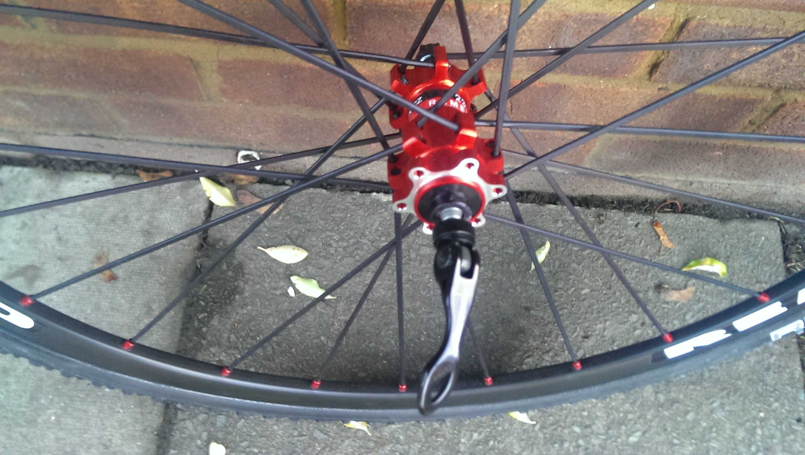 Front hub