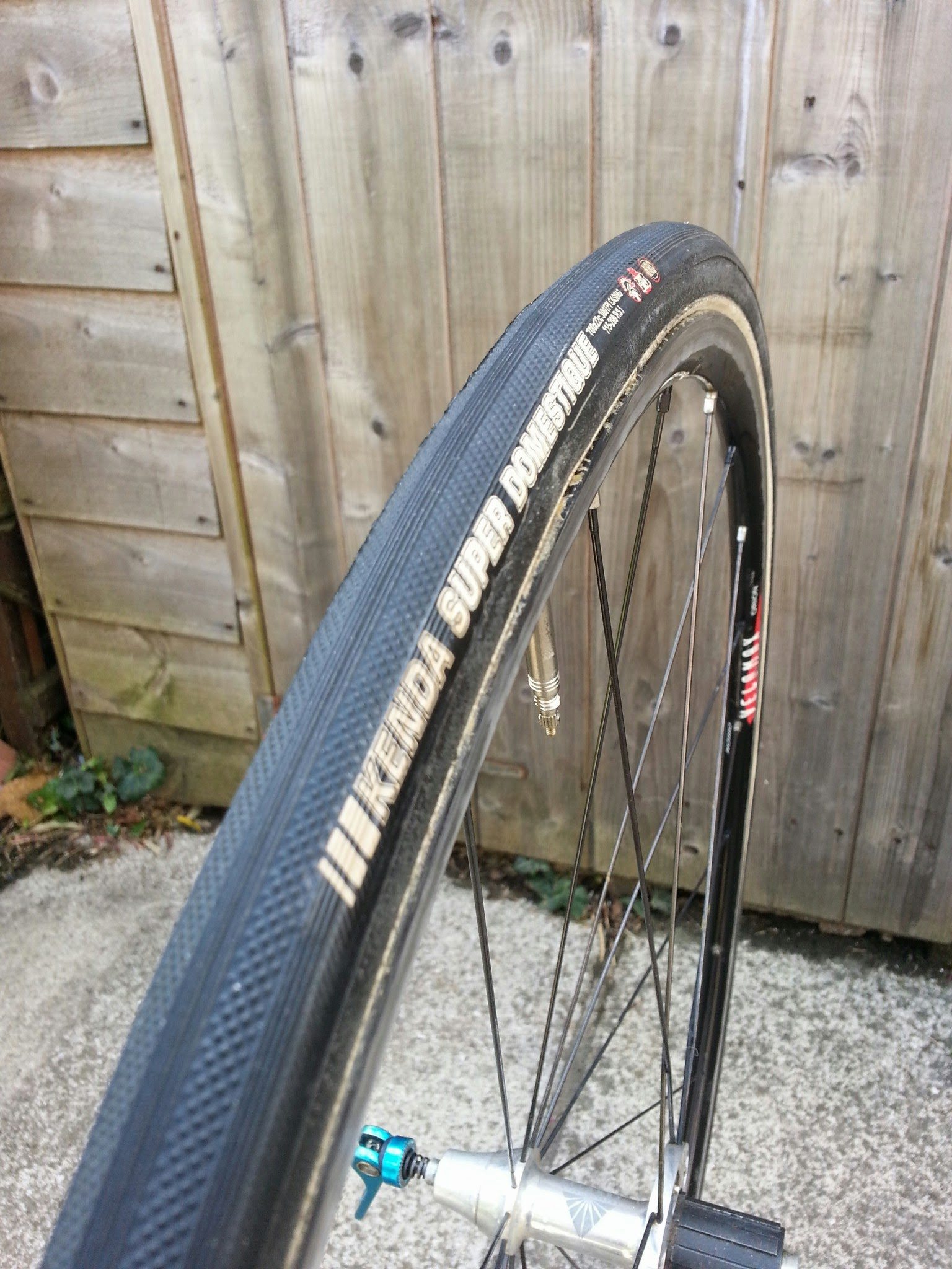 Super Domestique has a butyl inner tube instead of the latex number in the Volare