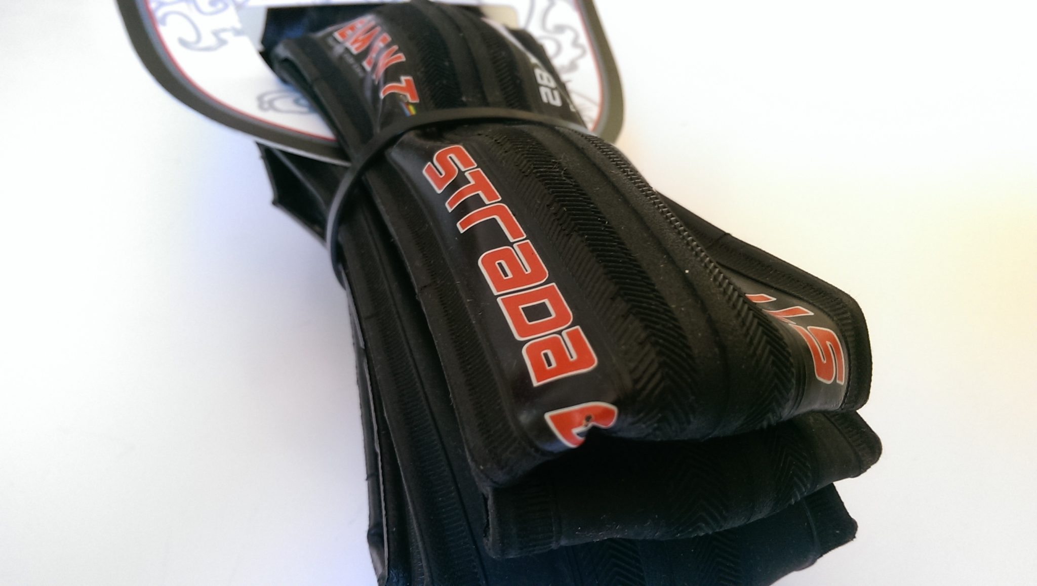 Strada LGG in businesslike black