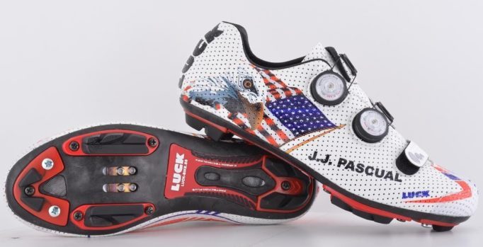 The Luck Invictus MTB shoe, showing just how much customisation is possible