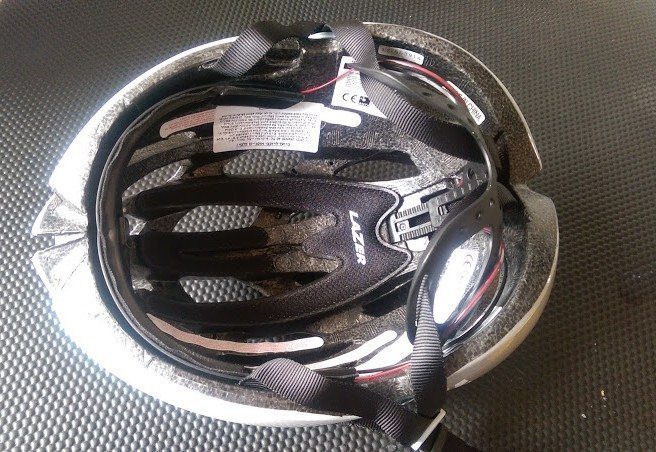 The fit is superb using the clever Rollsys tensioning system