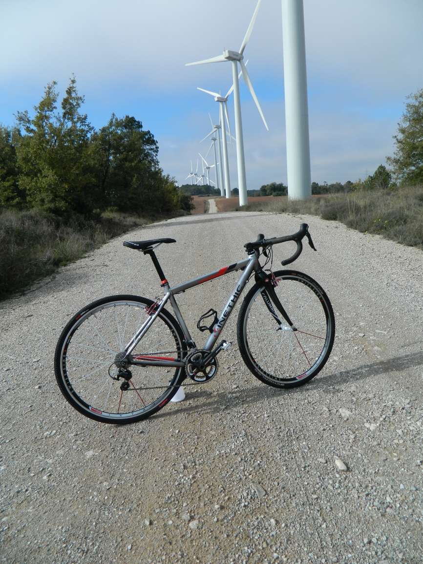 Kinethic Gravel Bike