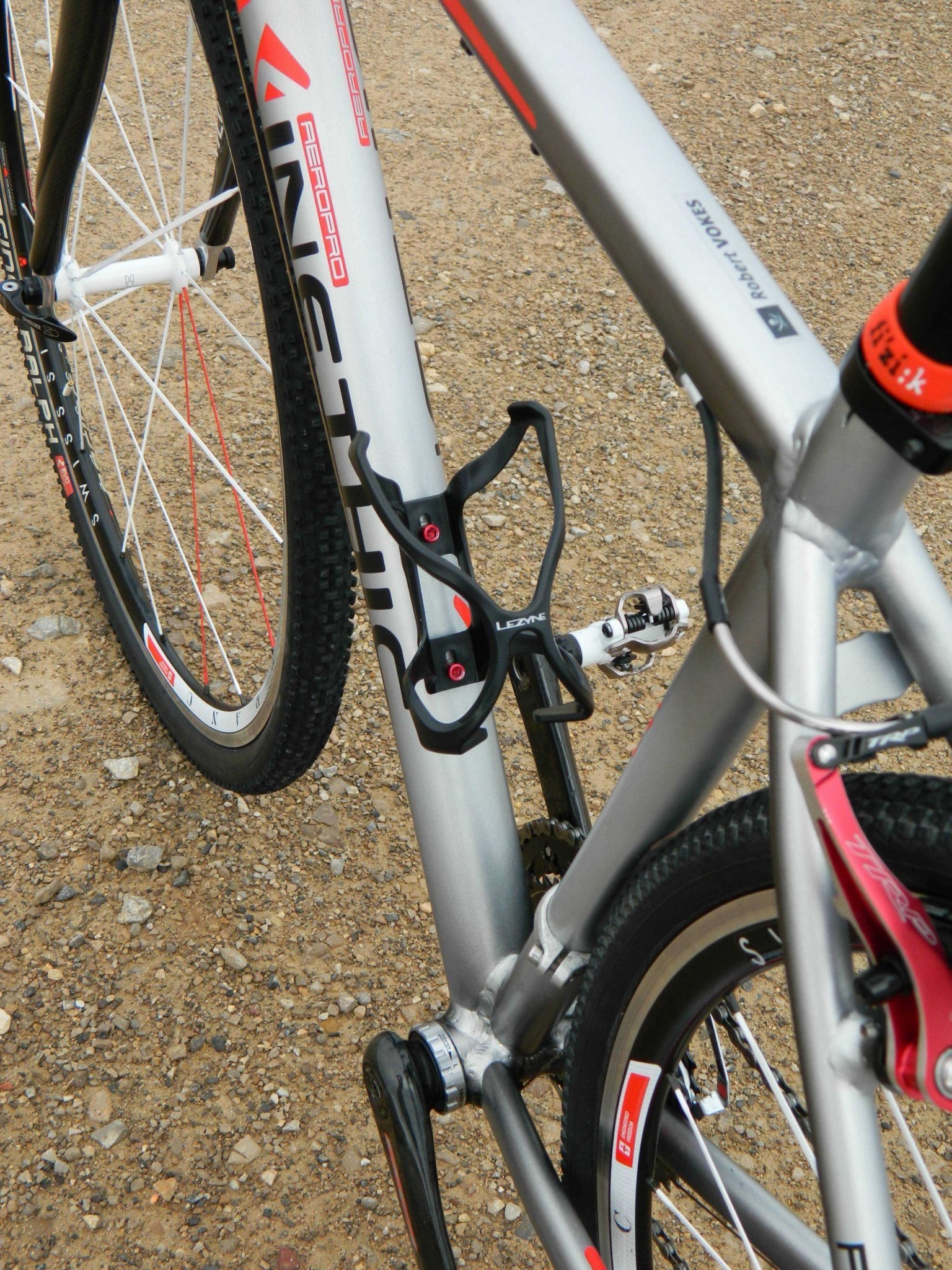 Kinethic Gravel Bike