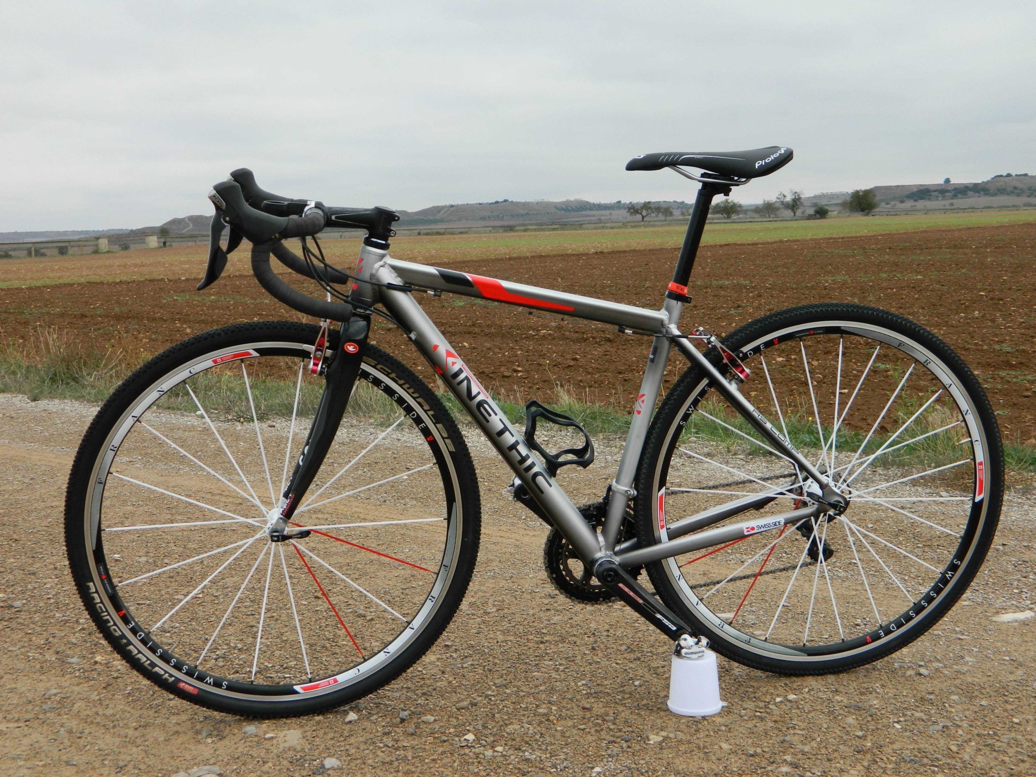 Kinethic Gravel Bike