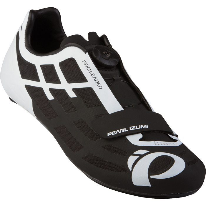 Pearl Izumis PRO Leader shoe has a lot of technology hidden under a subtle exterior