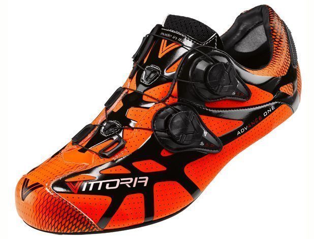 Vittoria's Ikon shoe stands out with it's black Advance One frame lines