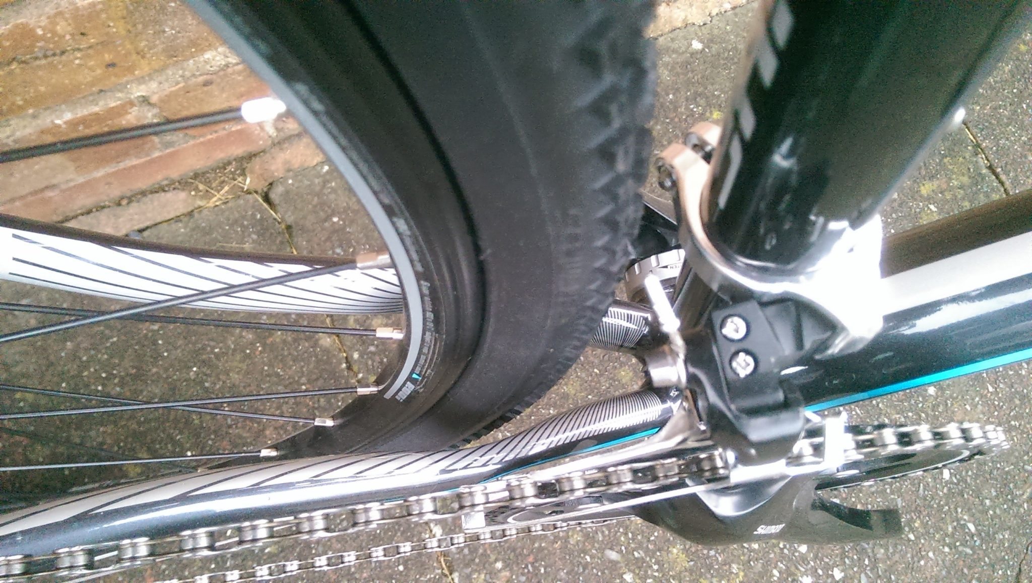 Lack of chainstay bridge means less places for wheel stopping mud to cling to