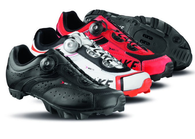The Lake MX175 comes in three colourways, we chose fashionable black