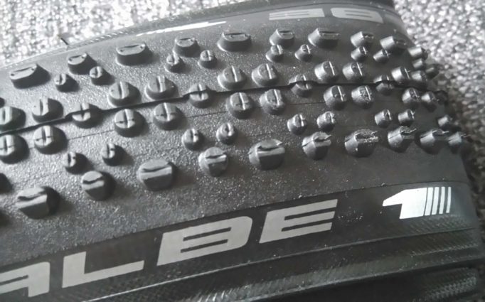 The Schwalbe X One doesnt look like a super aggresive mud tyre, but it acts like one