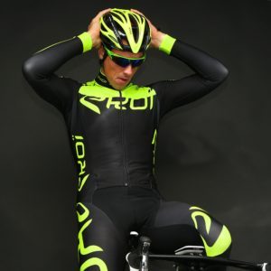 The Ekoi Aerocomp Thermal Suit, has a skinny fit that won't hide any winter excess you've accumalated