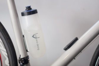 Once installed the Vincero Design Stratus mount is unobtrusive, you could easily shoulder your bike without any problems
