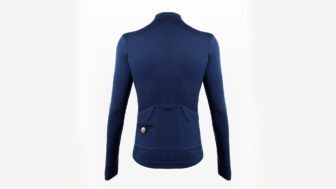 Five pockets on the Heritage jersey offer plenty of options
