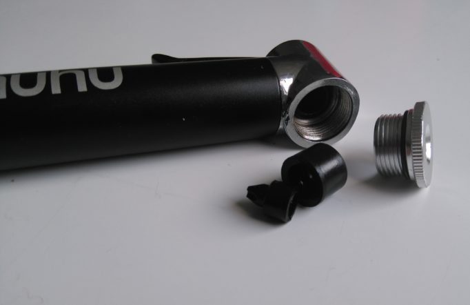 The head comes apart allowing you to swap the internals around