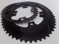 Six ramps on the 52T ring guide your chain during up and down shifts