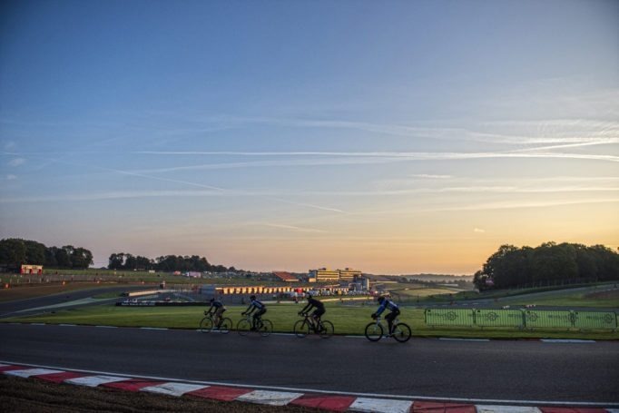 Clear skies will make for some beautiful views, if you can keep awake!