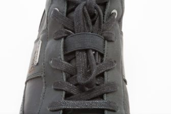 The DZR H2O has a handy lace keeper