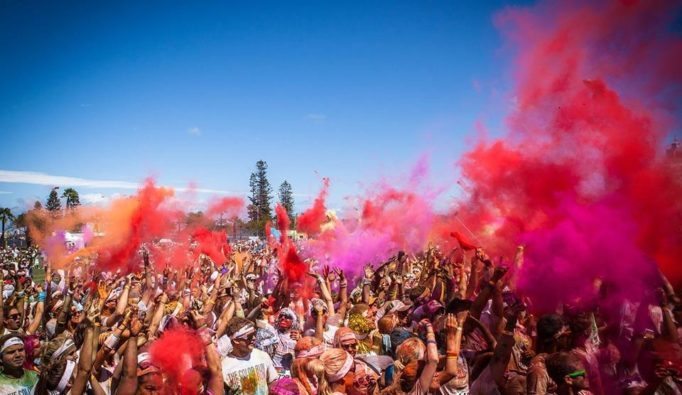 Make sure your competitors go to the Tour of Colour on the Friday night!