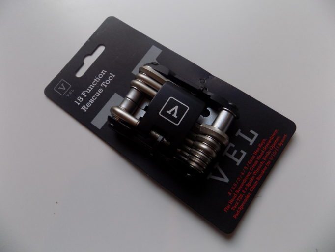 There's a lot packed into the VEL 18 Function Rescue Tool's body