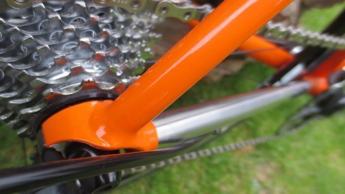 Brushed chainstays hark back to the good ol' days when bikes dripped with chrome