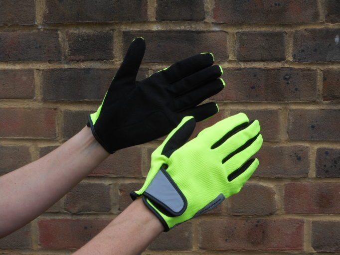 Minimal padding, good ventilation and a bright colour way are the Gighen gloves standout features