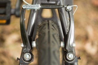 Decent brakes that work, shame that a lot of manufacturers consider that optional on kids bikes