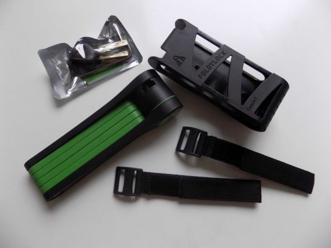 Seatylock provide three keys and a handy carry case with the Foldylock Compact
