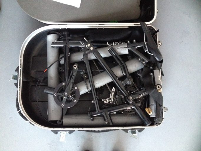Transporting a tandem can be a pain; unless it's the Circe Helios