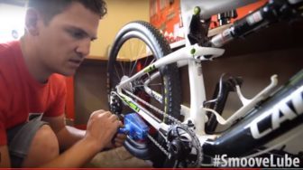Smoove's Ruan Deyzel recommends starting with a completely clean chain