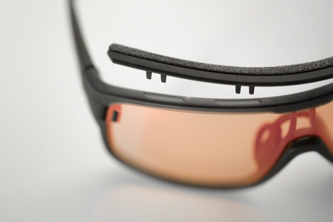 The sweat bar can be removed for cleaning