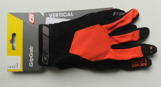 The GripGrab Vertical is designed for downhill and free riding