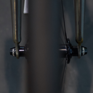 Hexlox skewers securing a front wheel