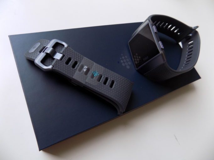 My Ionic came with two sizes of wrist band