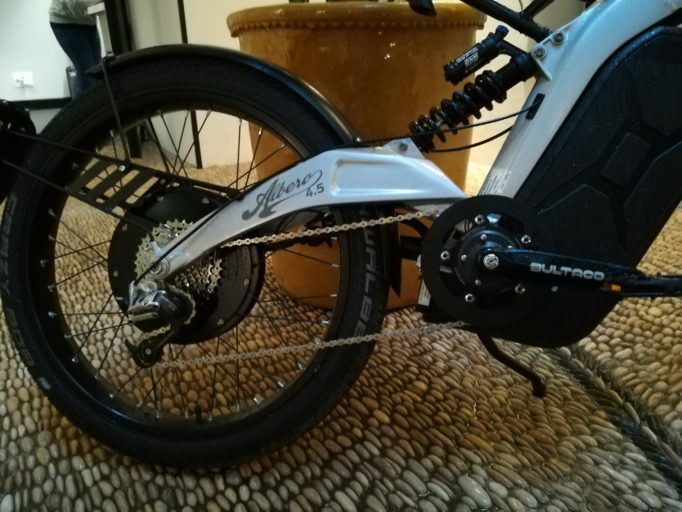 Aluminium swing arm and frame, keeps things stiff and light