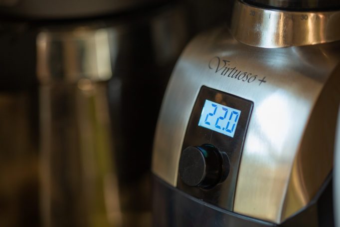 LCD timer screen on a Baratza Virtuoso+ coffee grinder.